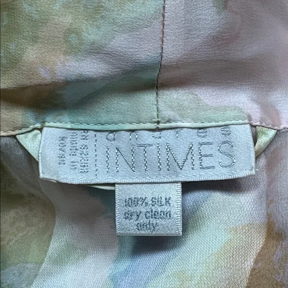 100% Silk robe. - Picture 4 of 6